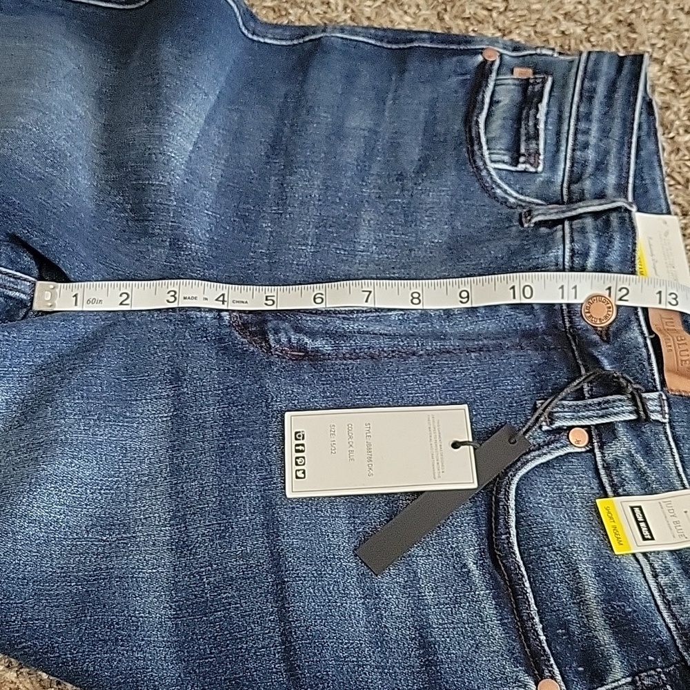 Judy Blue Jeans Whiskered Boot Cut Daisy Short Inseam 15 / 32 Dark Blue New - Picture 9 of 14